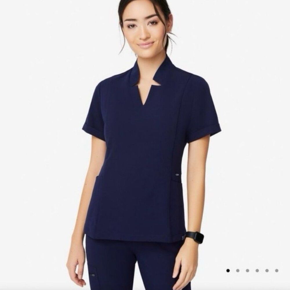 Figs Inala V-Neck Scrub Top Slim Fit Navy Blue Women’s size Large